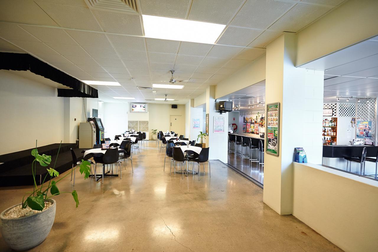 Commercial Hotel 3*